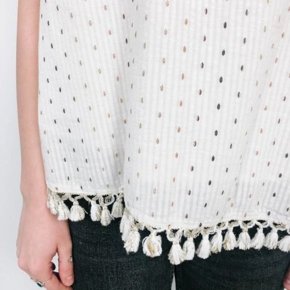 A New Day Boho Tassel Sleeveless Top - Picture 6 of 7